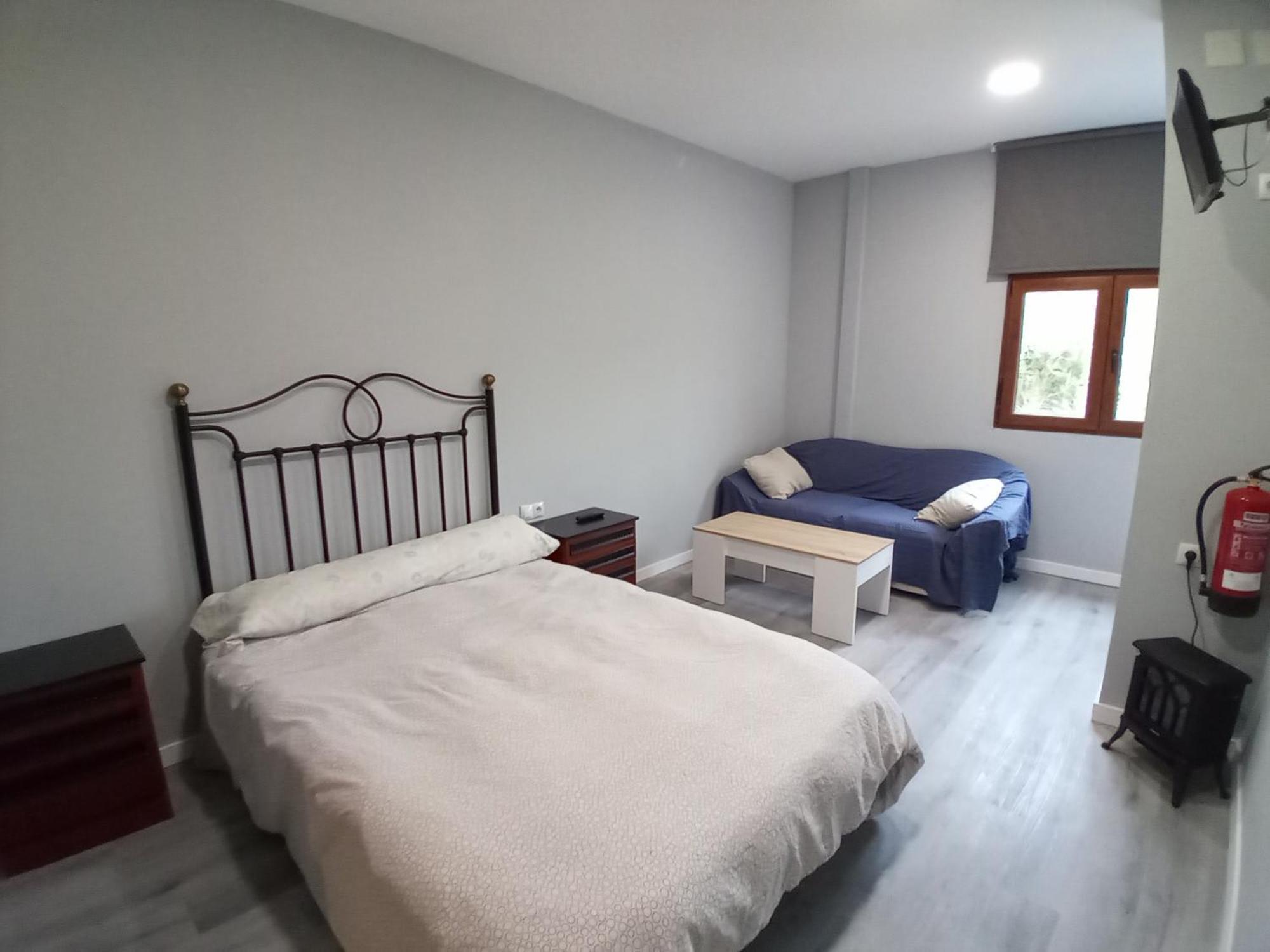 Estudios El Puntual De Romillo Luaran gambar