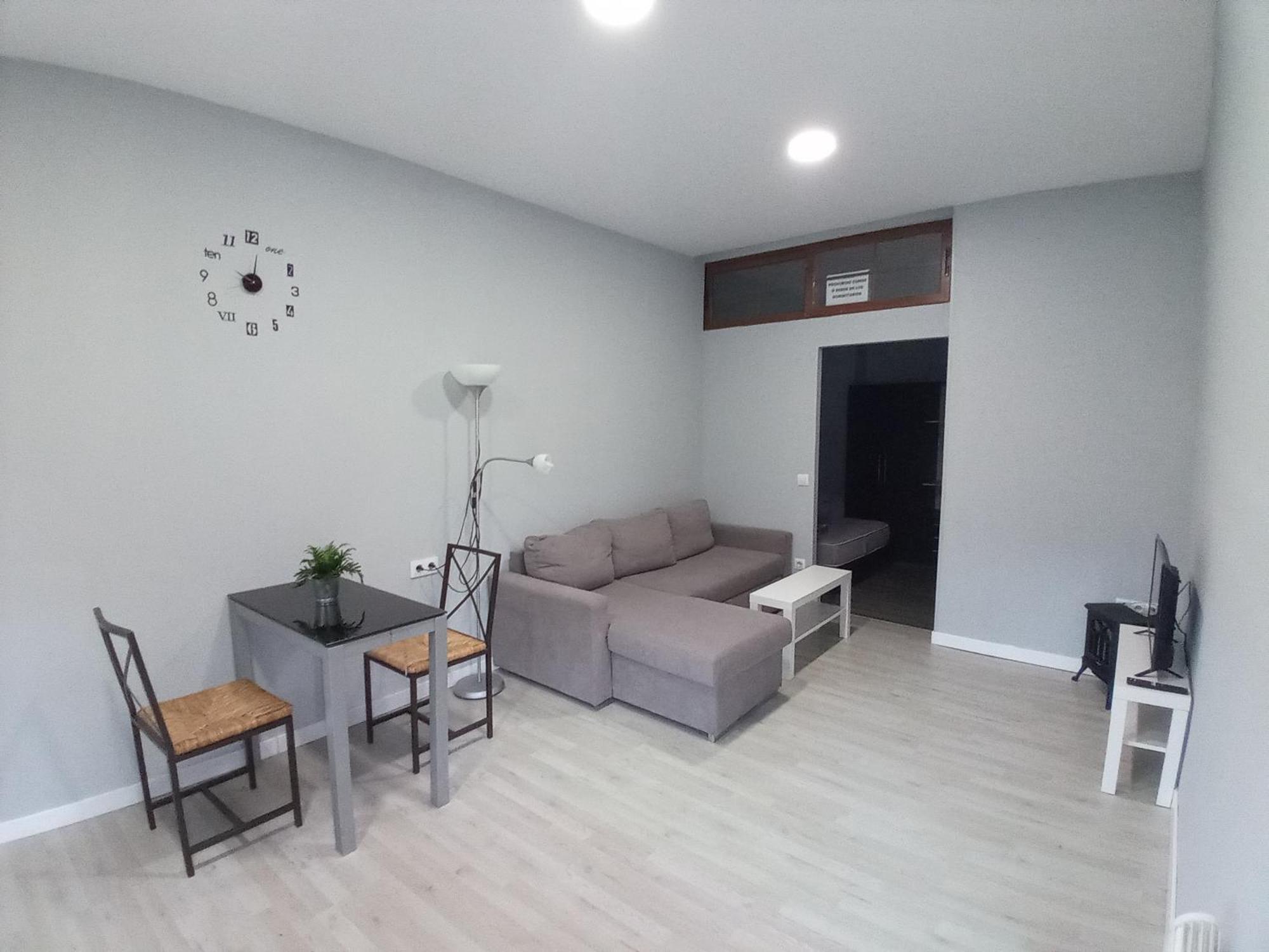 Estudios El Puntual De Romillo Luaran gambar