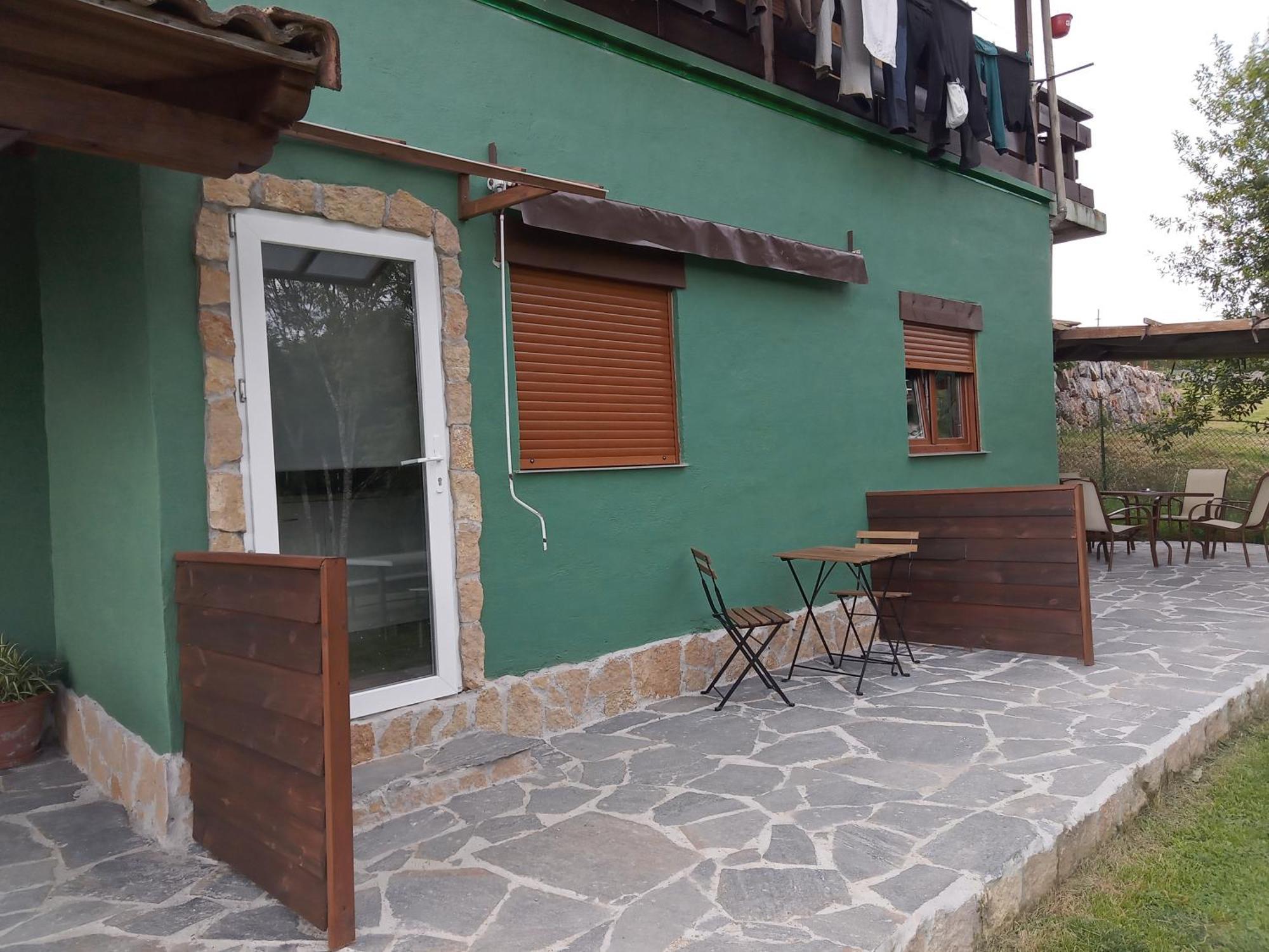 Estudios El Puntual De Romillo Luaran gambar